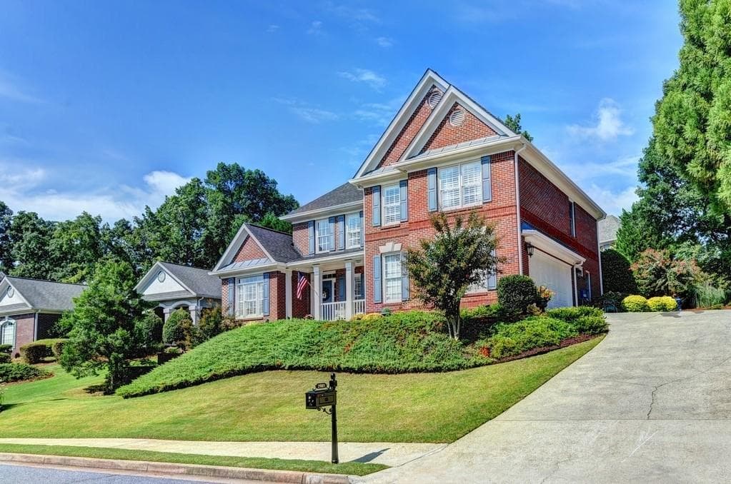 4 bedroom, 5 bathroom, 3,742 sq ft single family residence sold at 2985 Millwater Crossing, Dacula, GA 30019