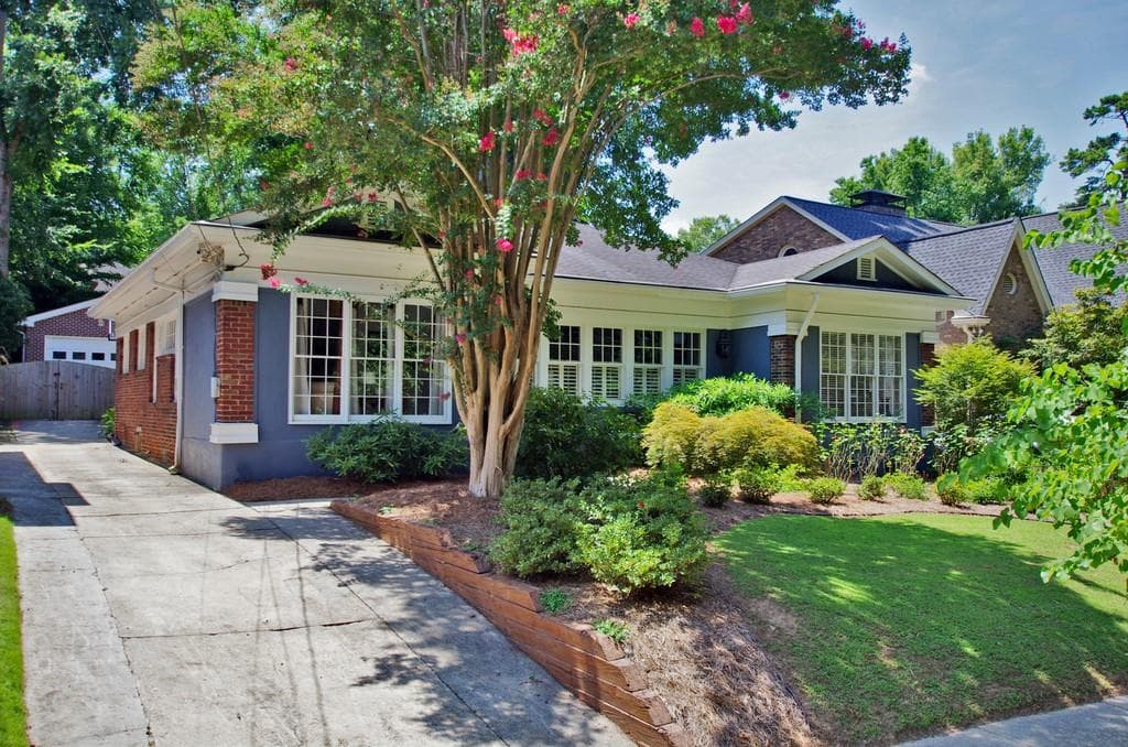 4 bedroom, 3 bathroom, 2,768 sq ft single family residence sold at 803 Cumberland Road, Atlanta, GA 30306