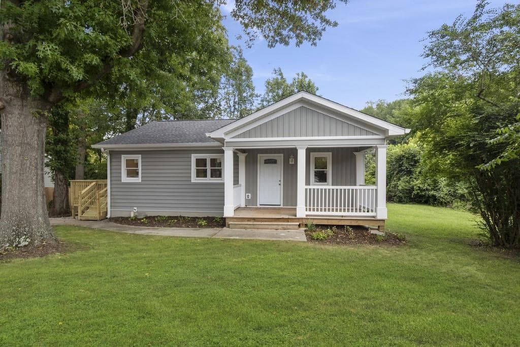 2 bedroom, 2 bathroom, 1,120 sq ft single family residence sold at 111 MARONA Street, Atlanta, GA 30307