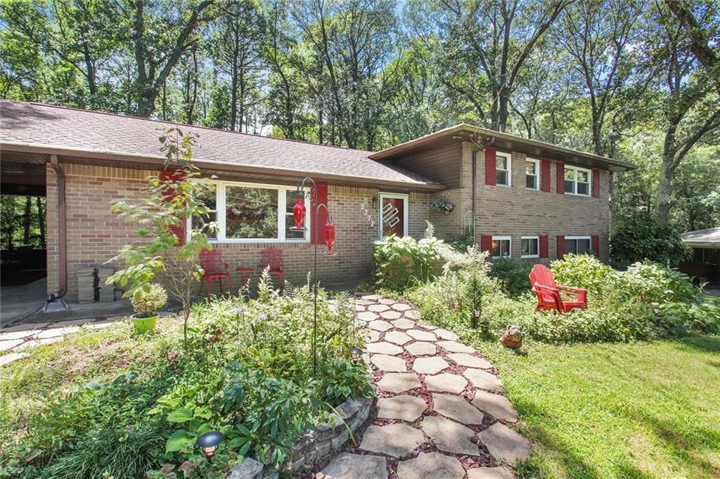 2372 Elmwood Circle, Atlanta, GA 30339 — most recent listing photo