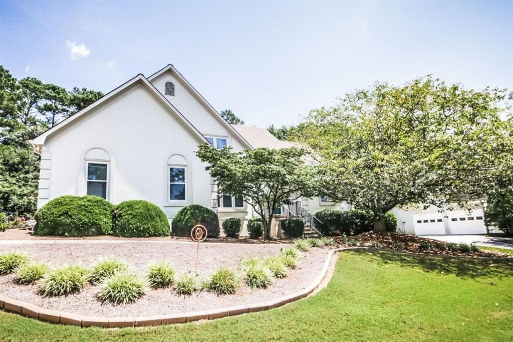 4 bedroom, 3 bathroom, 2,365 sq ft single family residence sold at 2670 Hill Gate Court, Snellville, GA 30039