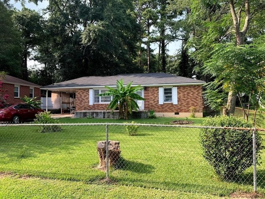 3 bedroom, 1 bathroom, 984 sq ft single family residence sold at 2490 HABERSHAM Drive, Decatur, GA 30032