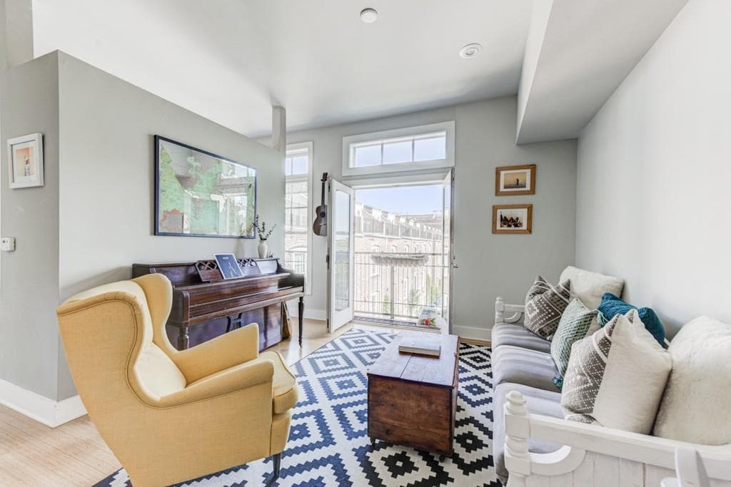 1 bedroom, 1 bathroom condominium sold at 924 Garrett Street 308, Atlanta, GA 30316