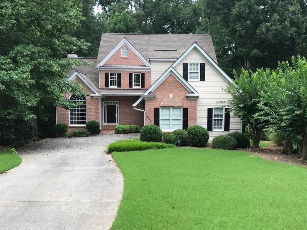 4 bedroom, 5 bathroom, 4,424 sq ft single family residence sold at 1506 Barksdale Court, Kennesaw, GA 30152