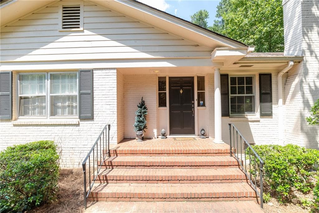 3 bedroom, 3 bathroom, 2,280 sq ft single family residence sold at 3246 E Wood Valley Road, Atlanta, GA 30327
