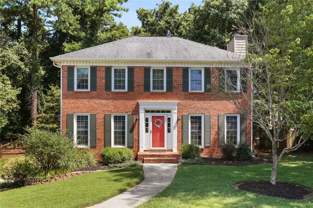 3 bedroom, 3 bathroom, 1,977 sq ft single family residence sold at 113 Fitchburg Drive, Woodstock, GA 30189