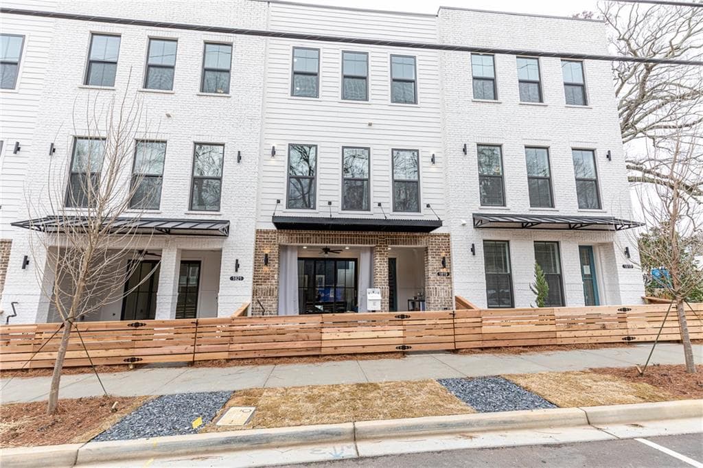1853 La Dawn Lane 7, Atlanta, GA 30318 — most recent listing photo