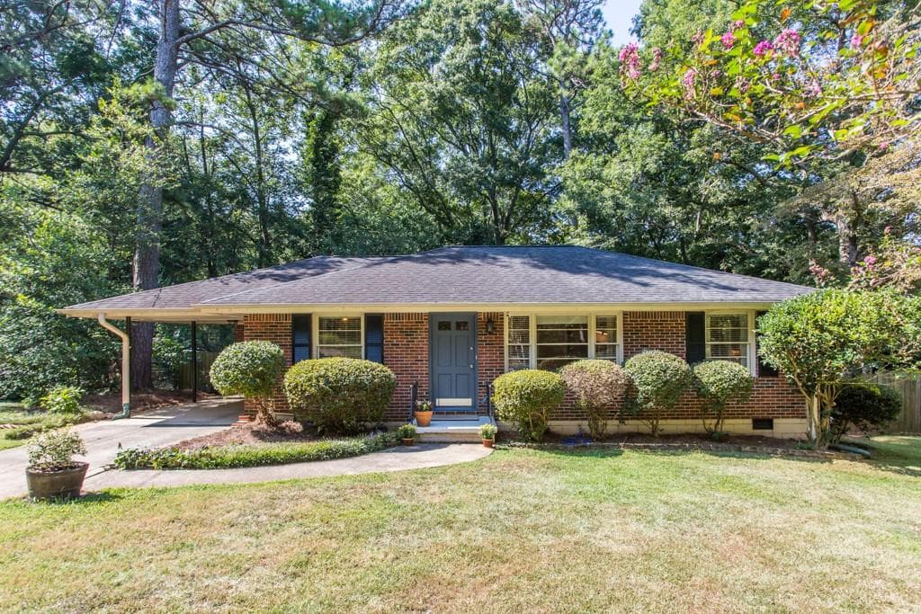 3 bedroom, 1 bathroom, 1,080 sq ft single family residence sold at 2877 Monticello Place, Decatur, GA 30030