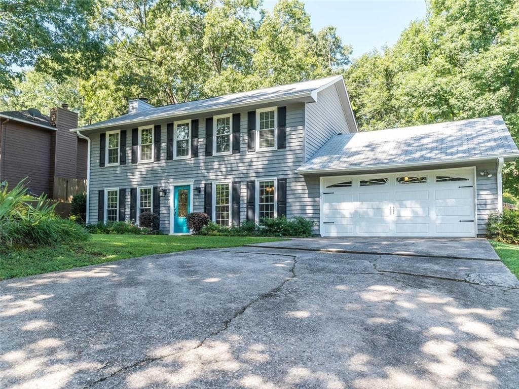 900 Lake Haven Court, Roswell, GA 30076 — most recent listing photo