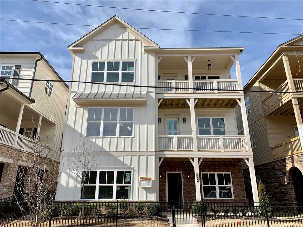 4 bedroom, 4 bathroom, 2,582 sq ft single family residence sold at 1464 Fairmont Avenue, Atlanta, GA 30318
