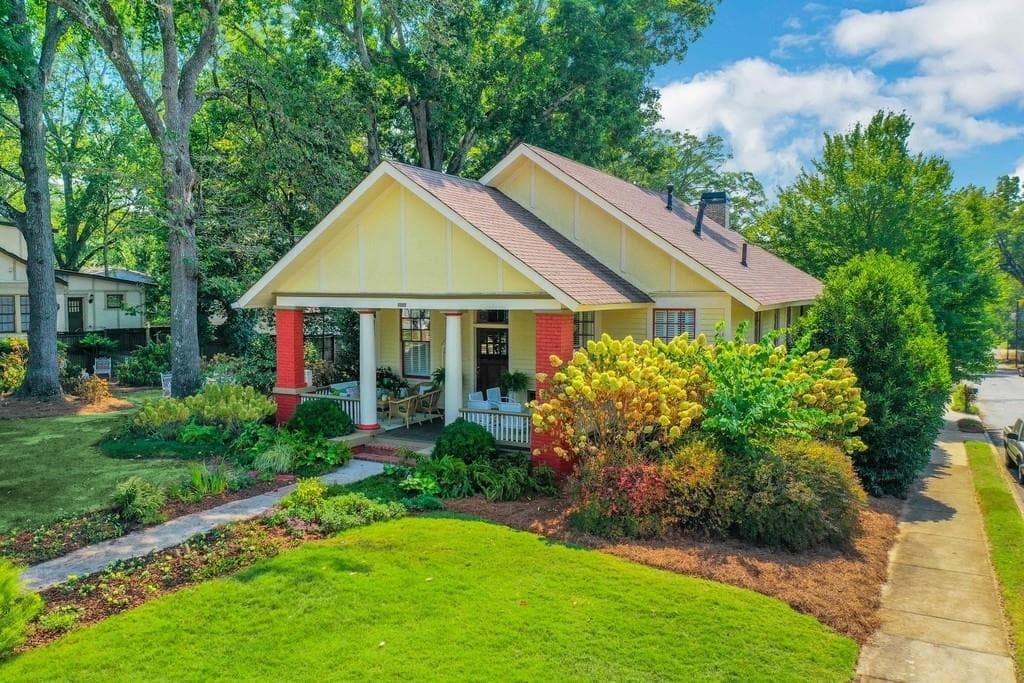 3 bedroom, 3 bathroom, 2,388 sq ft single family residence sold at 2147 Ridgedale Road, Atlanta, GA 30317