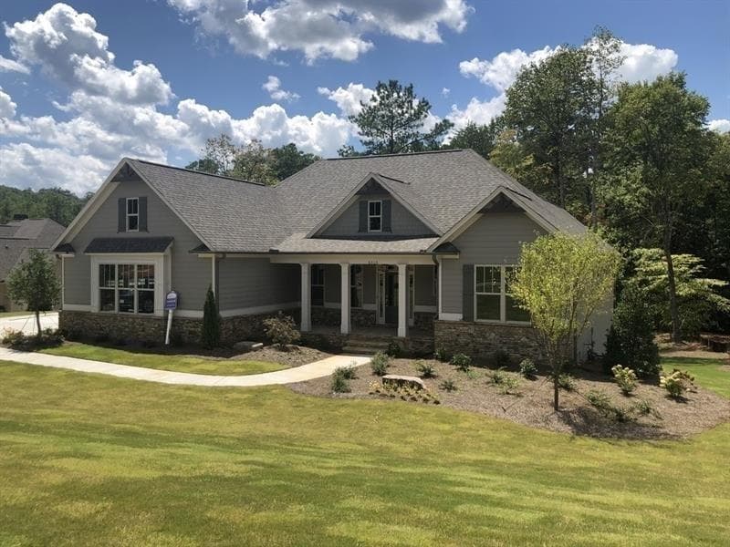 3 bedroom, 3 bathroom, 2,585 sq ft single family residence sold at 5515 Dockside Overlook, Gainesville, GA 30506