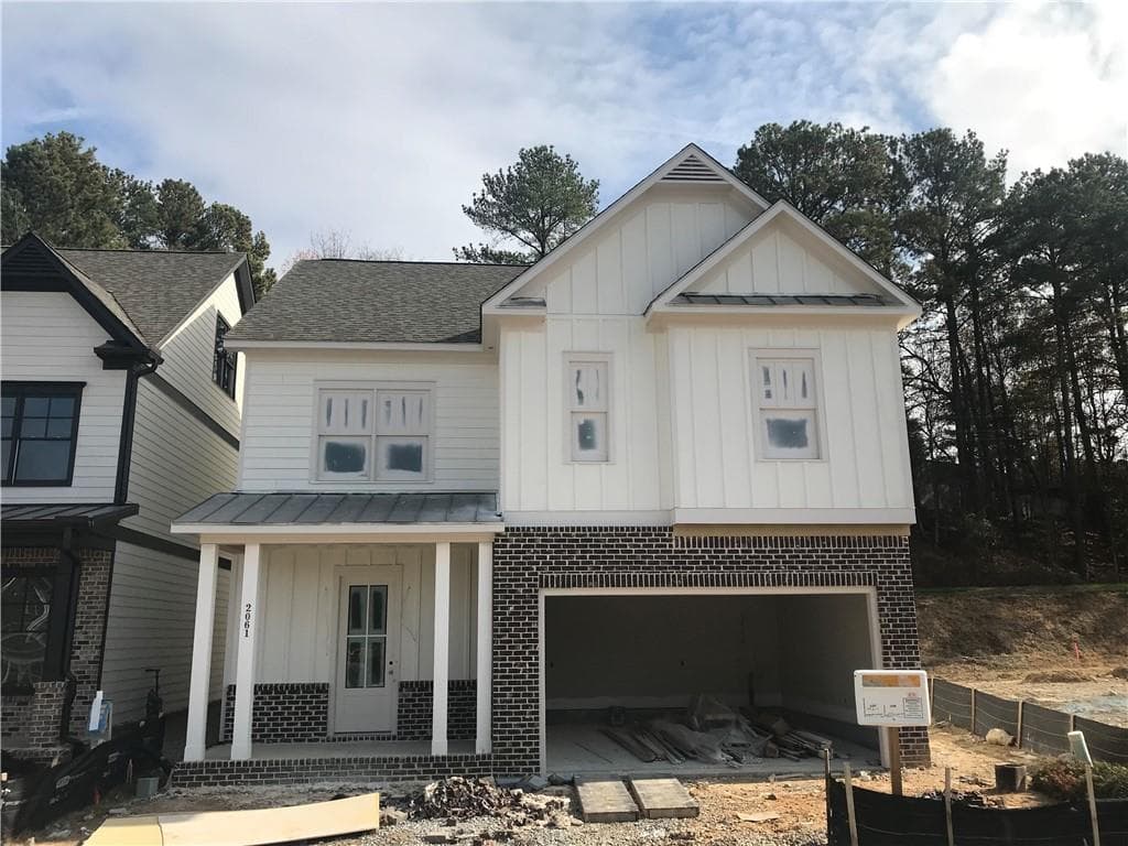 3 bedroom, 3 bathroom, 2,253 sq ft single family residence sold at 2061 Westside Boulevard, Atlanta, GA 30318
