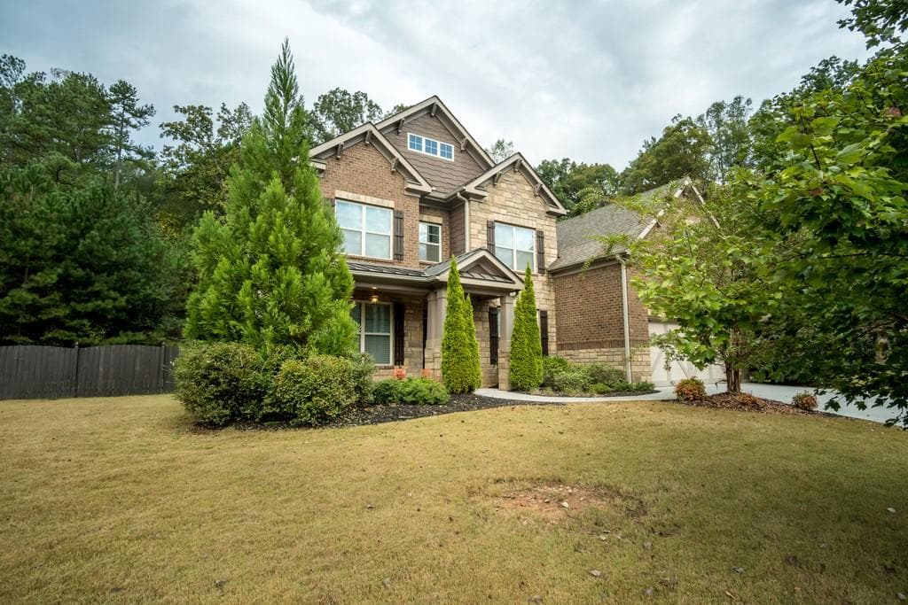 4 bedroom, 3 bathroom, 4,198 sq ft single family residence sold at 4315 Orleans Court, Alpharetta, GA 30004