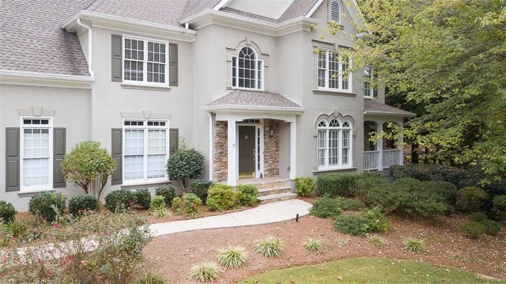 5 bedroom, 5 bathroom, 4,013 sq ft single family residence sold at 1420 Lockridge Drive, Cumming, GA 30041