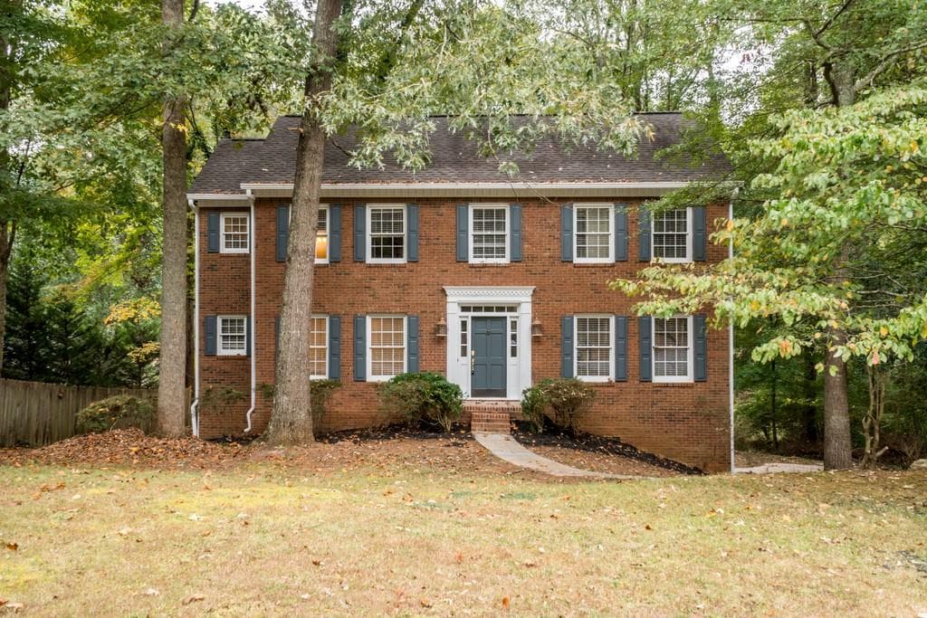 3 bedroom, 3 bathroom, 2,380 sq ft single family residence sold at 2394 Stockton Drive, Marietta, GA 30066