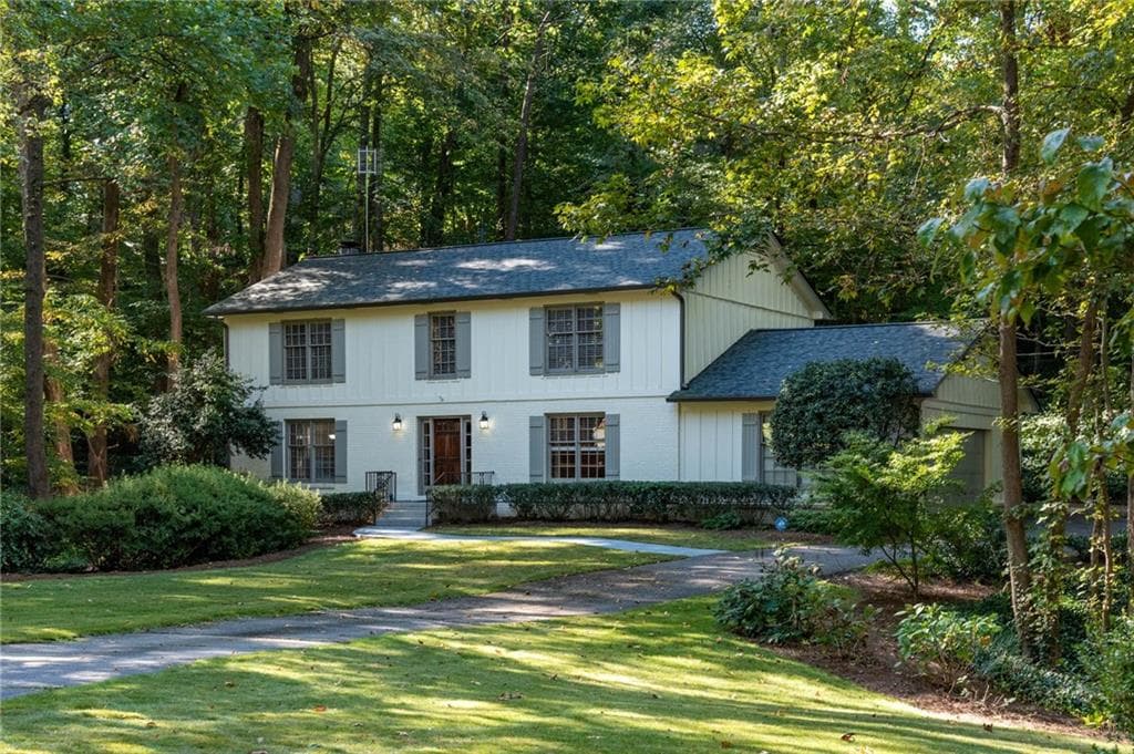 4 bedroom, 3 bathroom, 2,632 sq ft single family residence sold at 1085 Balmoral Road, Atlanta, GA 30319