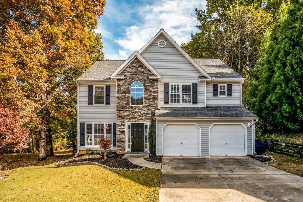 4 bedroom, 3 bathroom, 2,220 sq ft single family residence sold at 4049 RIVERSTONE Drive, Suwanee, GA 30024