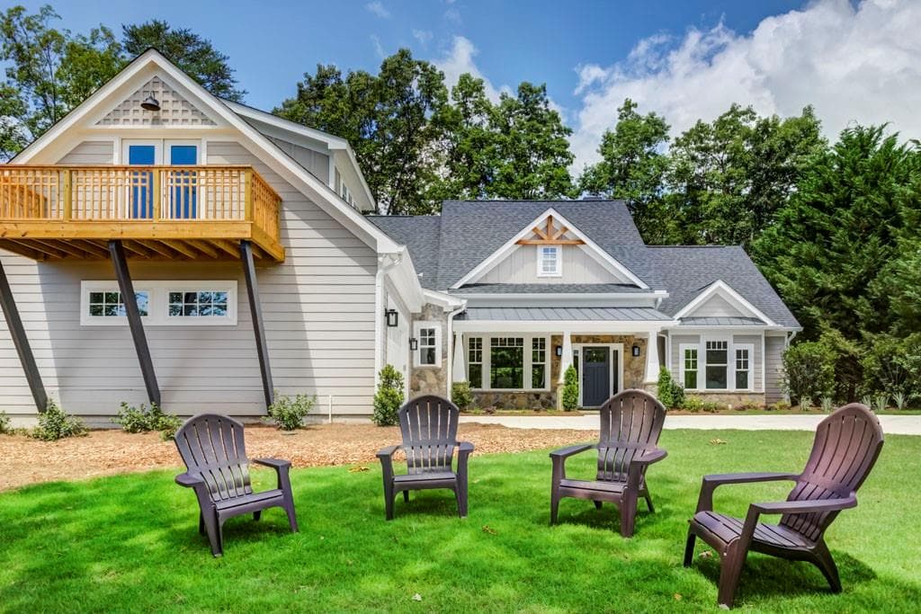 3 bedroom, 4 bathroom single family residence sold at 5640 Linger Longer Road, Cumming, GA 30041