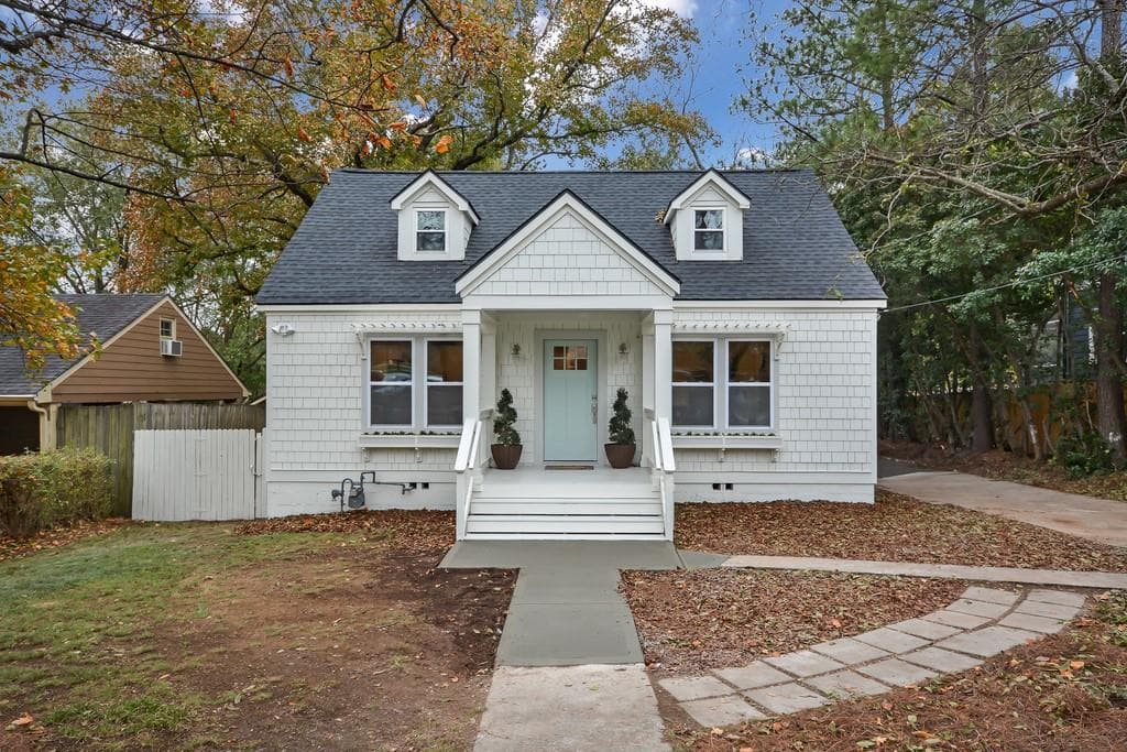 4 bedroom, 4 bathroom, 1,446 sq ft single family residence sold at 1887 Flat Shoals Road, Atlanta, GA 30316