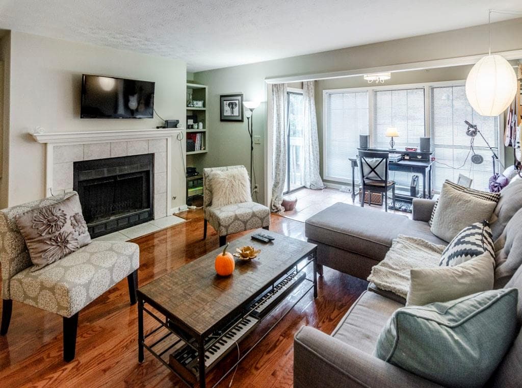1 bedroom, 1 bathroom, 852 sq ft condominium sold at 2772 Vinings Central Drive, Atlanta, GA 30339