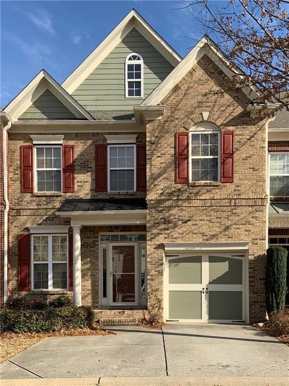 3 bedroom, 4 bathroom, 3,106 sq ft townhouse sold at 4335 Cold Spring Court, Cumming, GA 30041