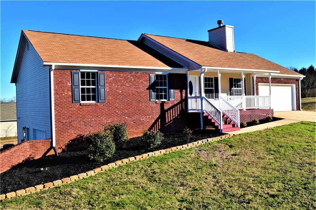 87 Margie Court, Hoschton, GA 30548 — most recent listing photo