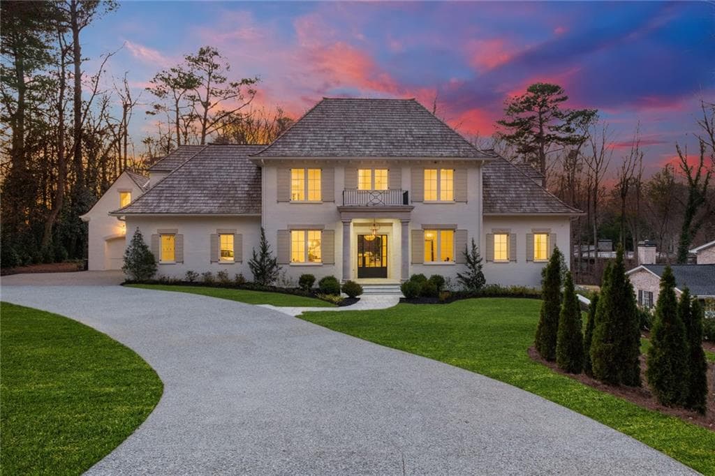 6 bedroom, 8 bathroom, 7,180 sq ft single family residence sold at 3498 Paces Valley Road, Atlanta, GA 30327