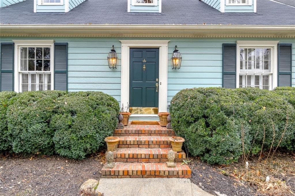 4 bedroom, 3 bathroom, 3,946 sq ft single family residence sold at 3160 Casteel Road, Marietta, GA 30062