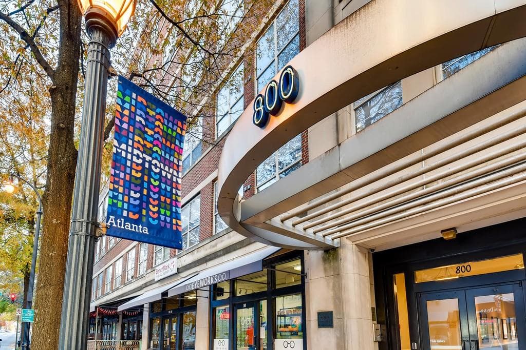 1 bedroom, 1 bathroom, 1,094 sq ft condominium sold at 800 Peachtree Street 1508, Atlanta, GA 30308