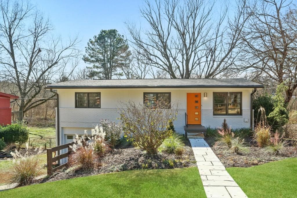 3 bedroom, 2 bathroom, 1,092 sq ft single family residence sold at 1269 Lynwyn Lane, Atlanta, GA 30316