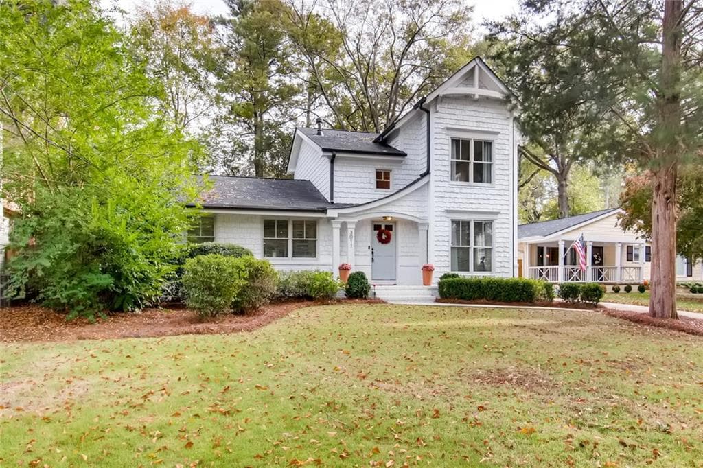 3 bedroom, 2 bathroom, 2,867 sq ft single family residence sold at 3011 Saint Annes Lane, Atlanta, GA 30327