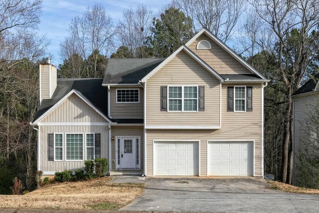 4 bedroom, 3 bathroom, 2,113 sq ft single family residence sold at 4307 Hillview Drive, Acworth, GA 30101