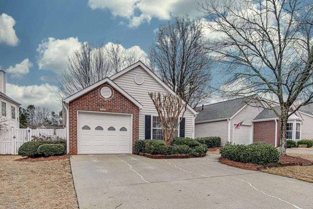3580 Jones Ferry Lane, Alpharetta, GA 30022 — most recent listing photo
