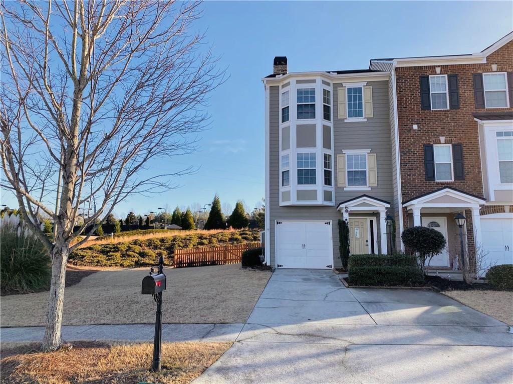 3 bedroom, 4 bathroom, 1,614 sq ft townhouse sold at 4010 Lake Pass Lane, Suwanee, GA 30024