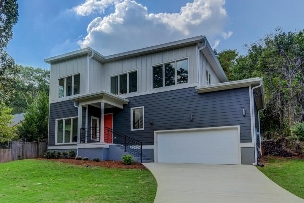 4 bedroom, 3 bathroom, 2,600 sq ft single family residence sold at 1247 Stoneybrook Drive, Atlanta, GA 30316