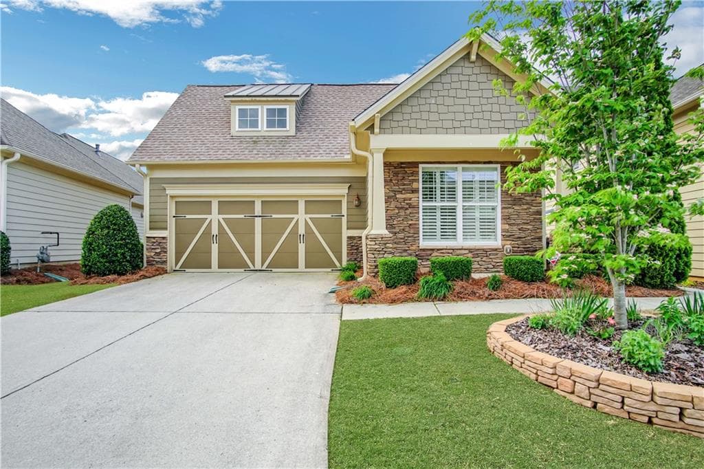 2 bedroom, 2 bathroom, 1,726 sq ft single family residence sold at 3156 Willow Creek Drive, Gainesville, GA 30504
