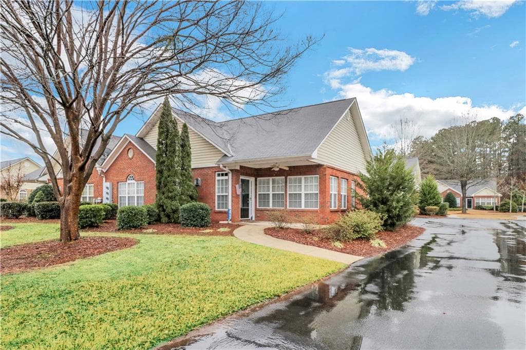 2 bedroom, 2 bathroom, 1,346 sq ft condominium sold at 3713 Villa Springs Circle, Powder Springs, GA 30127