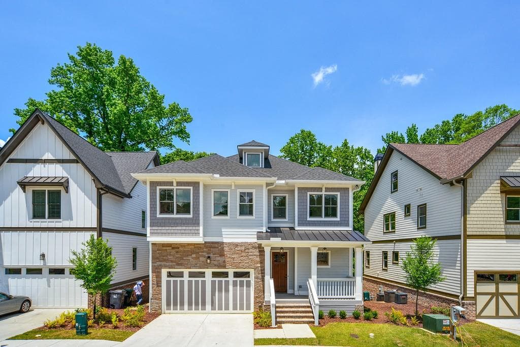 5999 Kenn Manor Way, Norcross, GA 30071 — most recent listing photo