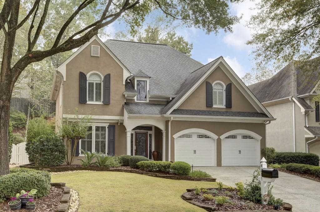 4 bedroom, 3 bathroom, 2,769 sq ft single family residence sold at 4207 Gateswalk Way, Smyrna, GA 30080
