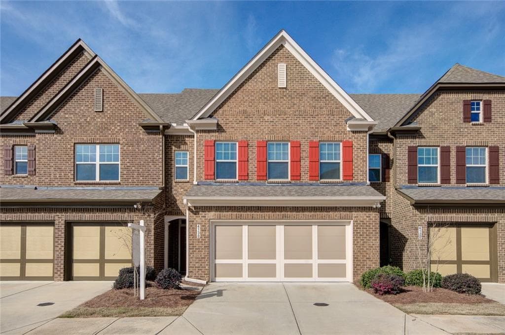 3 bedroom, 3 bathroom, 1,945 sq ft townhouse sold at 4130 Cedar Bridge Walk, Suwanee, GA 30024
