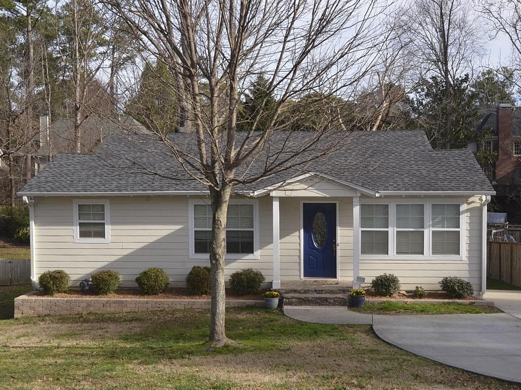 2 bedroom, 1 bathroom, 1,020 sq ft single family residence sold at 1737 Beacon Hill Boulevard, Atlanta, GA 30329