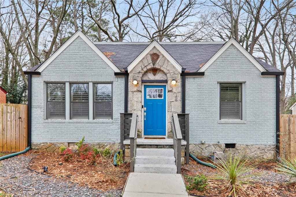 3 bedroom, 3 bathroom, 2,000 sq ft single family residence sold at 1903 Cannon Street, Decatur, GA 30032