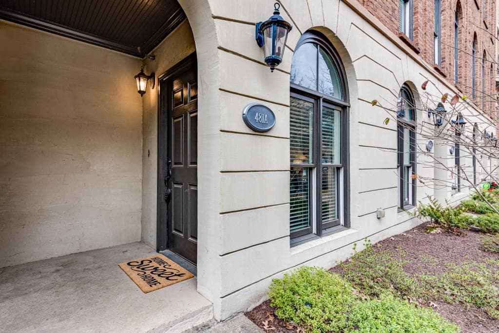 2 bedroom, 2 bathroom, 1,000 sq ft condominium sold at 481 Bartram Street A, Atlanta, GA 30316