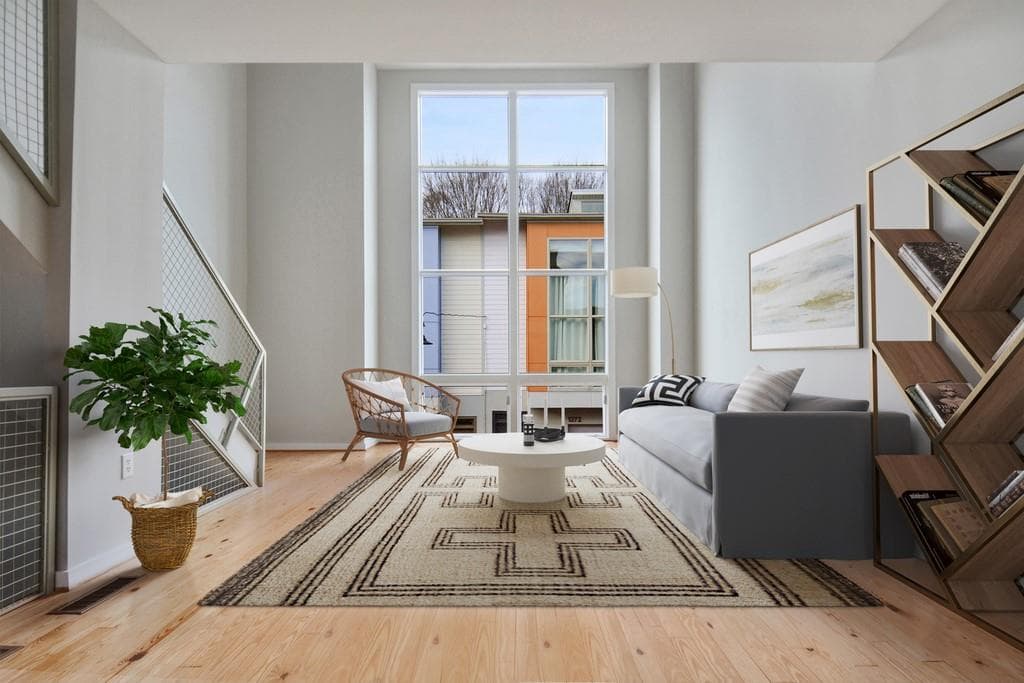 1 bedroom, 2 bathroom, 1,200 sq ft townhouse sold at 1271 Ponti Mews, Atlanta, GA 30318