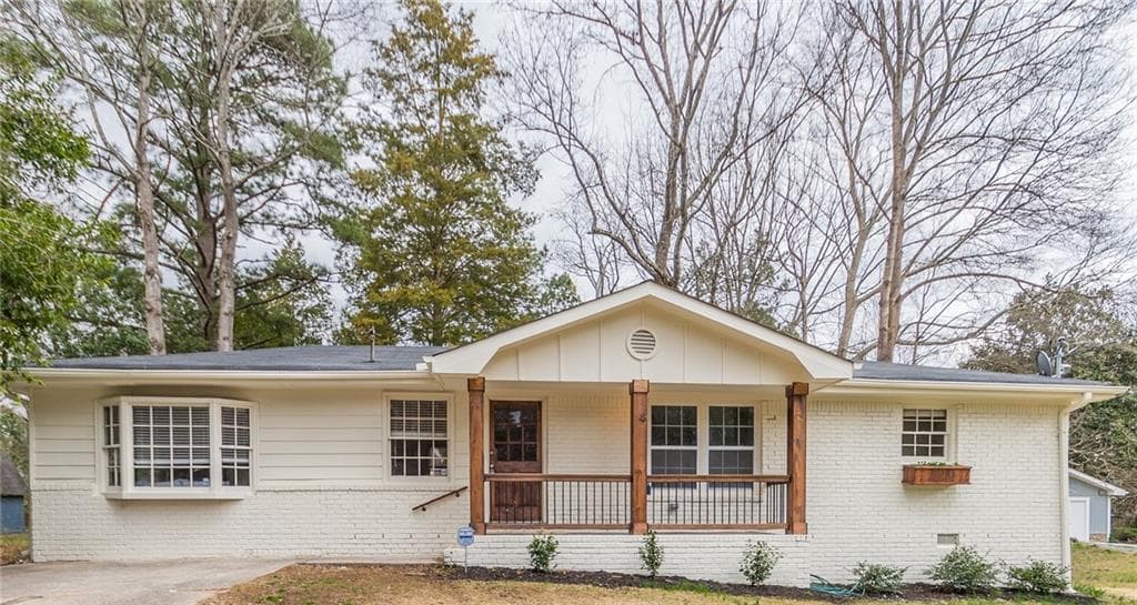 4 bedroom, 3 bathroom, 1,630 sq ft single family residence sold at 3202 Highland Drive, Smyrna, GA 30080