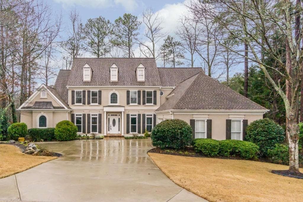 6 bedroom, 5 bathroom, 6,114 sq ft single family residence sold at 2279 Edgemere Lake Circle, Marietta, GA 30062