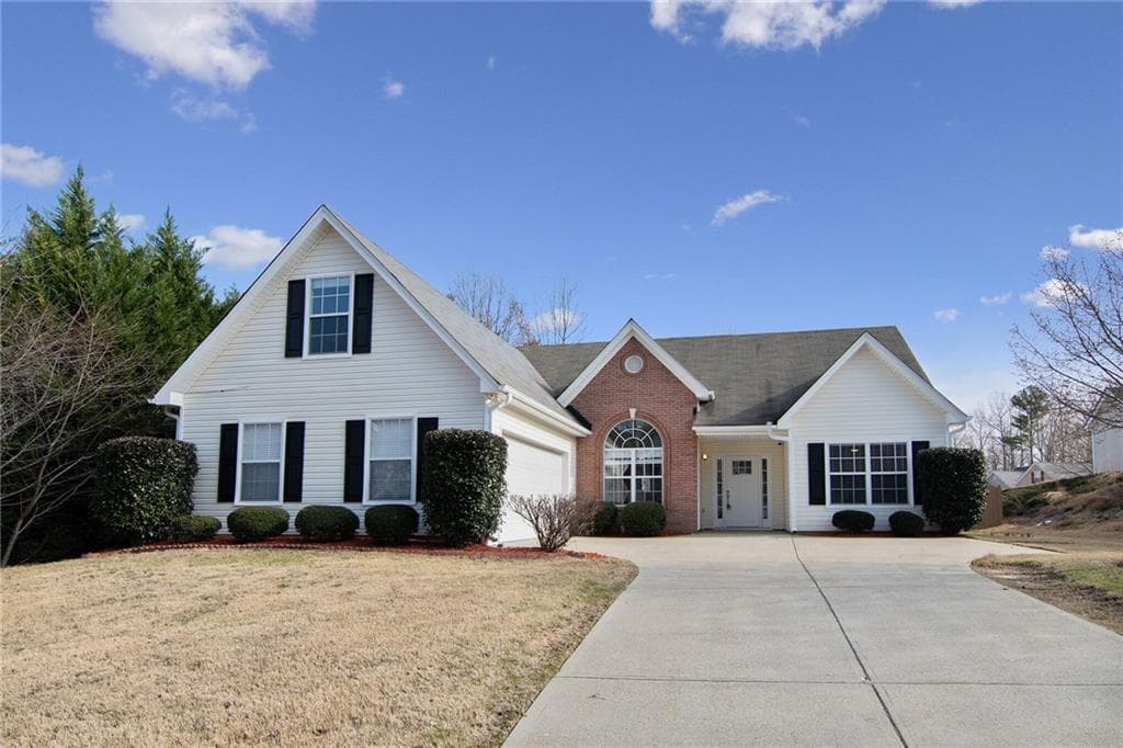 4 bedroom, 2 bathroom, 1,838 sq ft single family residence sold at 1565 Brisbane Drive, Dacula, GA 30019