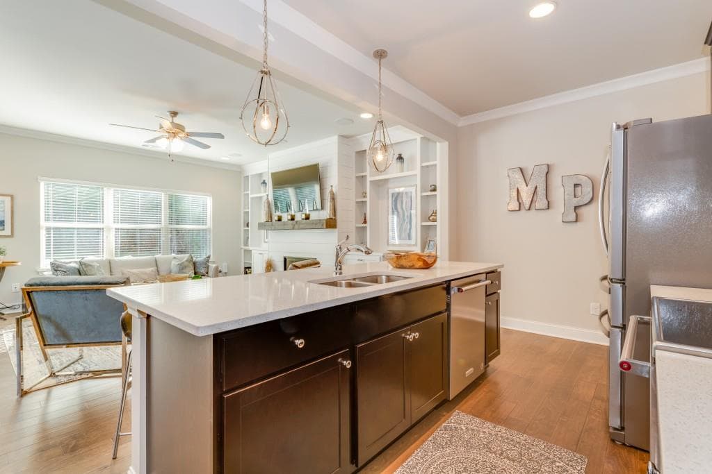 3 bedroom, 3 bathroom, 1,891 sq ft townhouse sold at 492 Jefferson Chase Street 3003, Atlanta, GA 30354