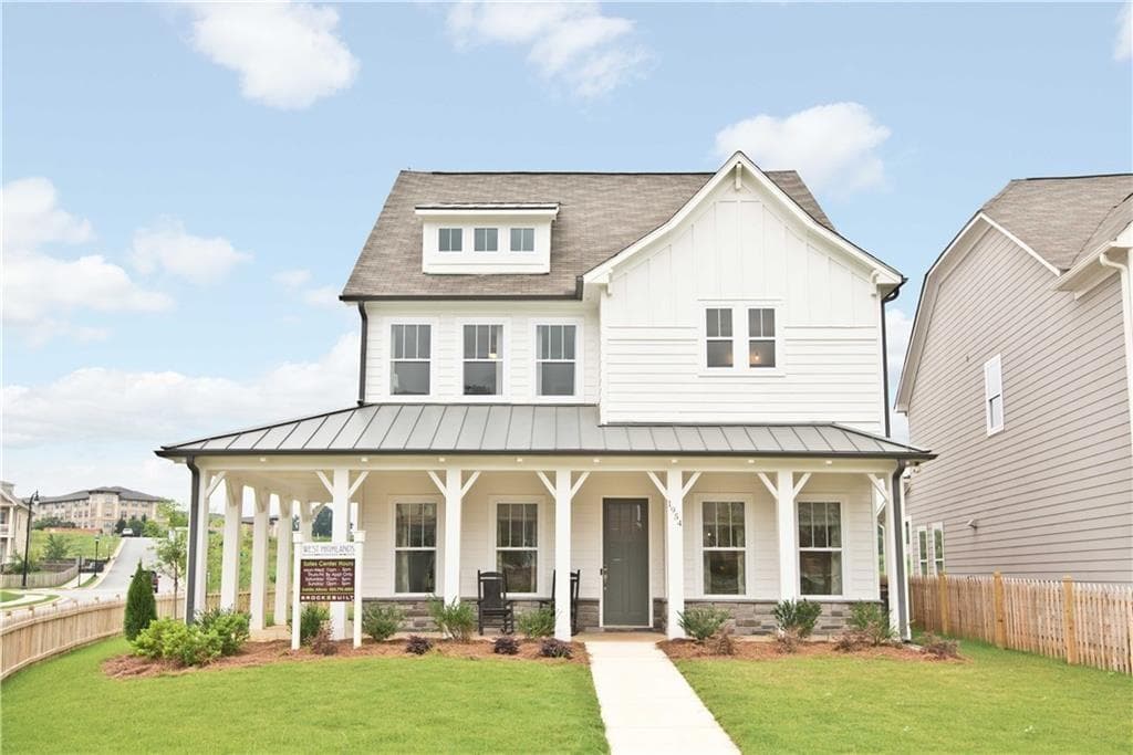 4 bedroom, 4 bathroom, 2,780 sq ft single family residence sold at 1961 Haley Walk, Atlanta, GA 30318